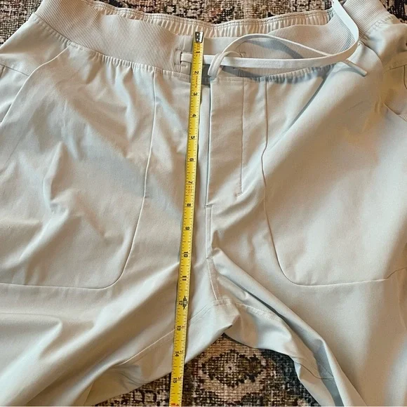 Lululemon Mens Large ABC Joggers Khaki Tan Pants Warpstreme Workout Gym Stretch - Picture 7 of 11